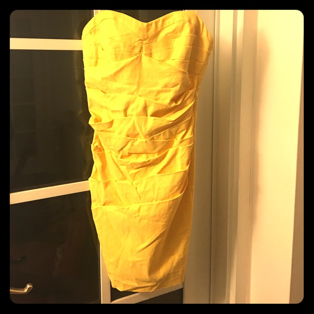 Convertible Strapless yellow bodycon dress