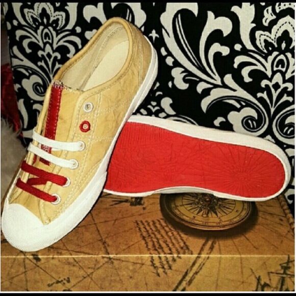 New Leather BUSSOLA 5 Beige Casual Sneaker Shoes - Picture 3 of 8