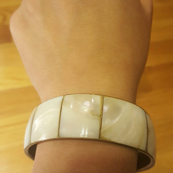 Vintage shell bracelet - Picture 2 of 2