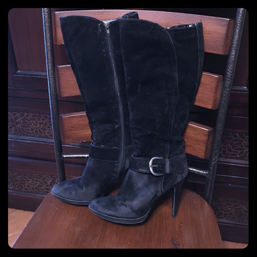 Worthington Suede Black Boots