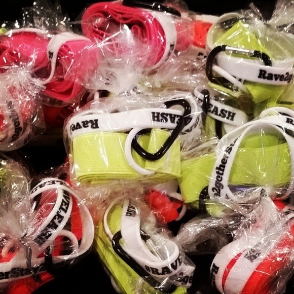 RAVE LEASH!! - Picture 5 of 5