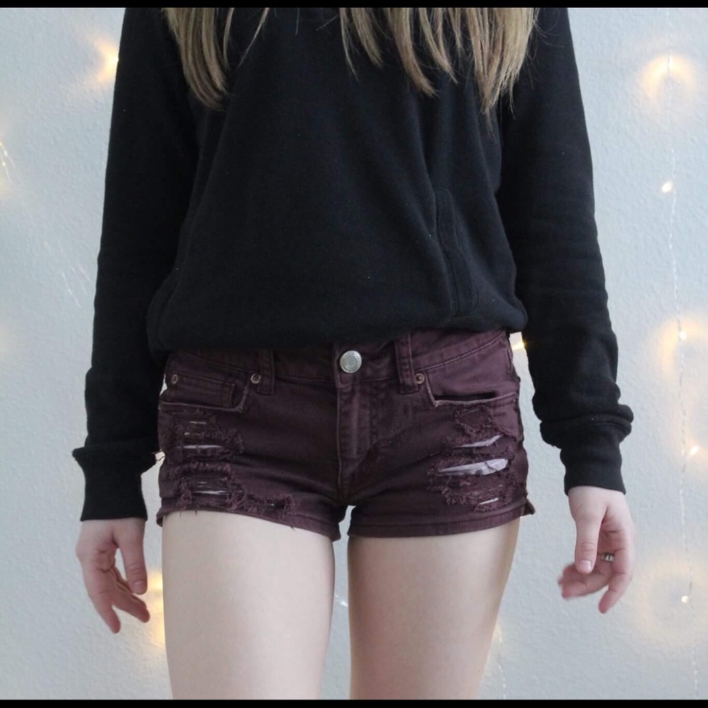 American eagle shorts, maroon, rips, stretch