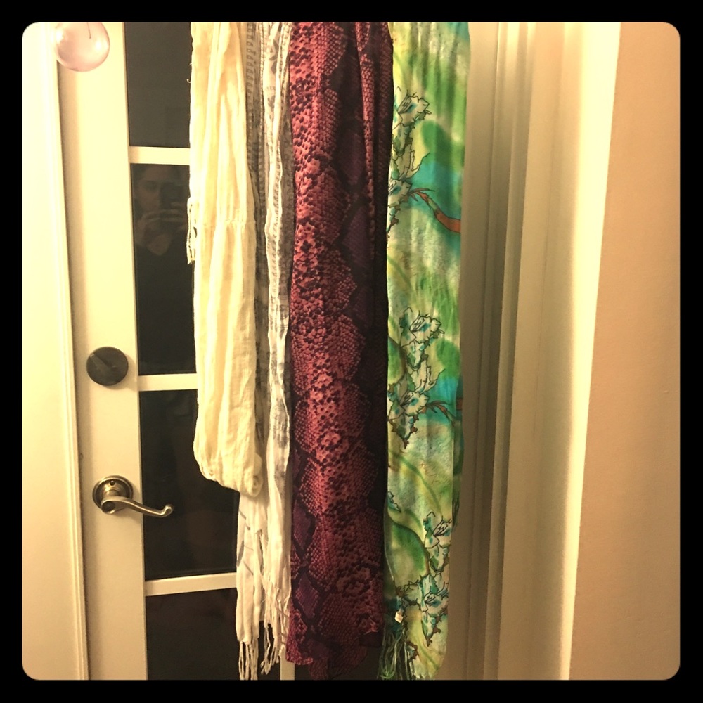 Various scarfs