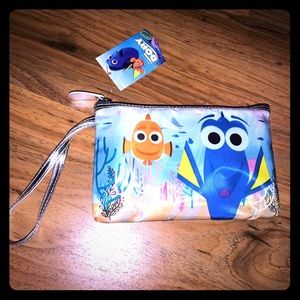 Disney Dory wristlet NWT