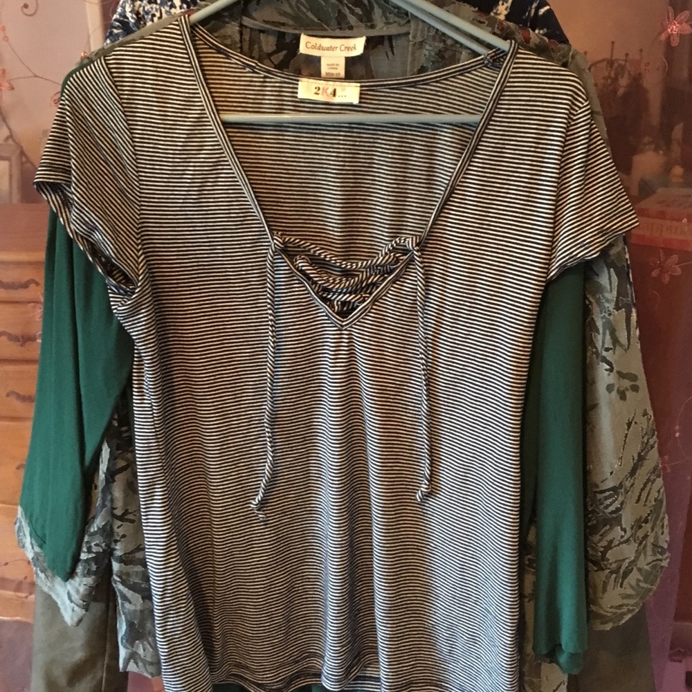 striped lace up t-shirt
