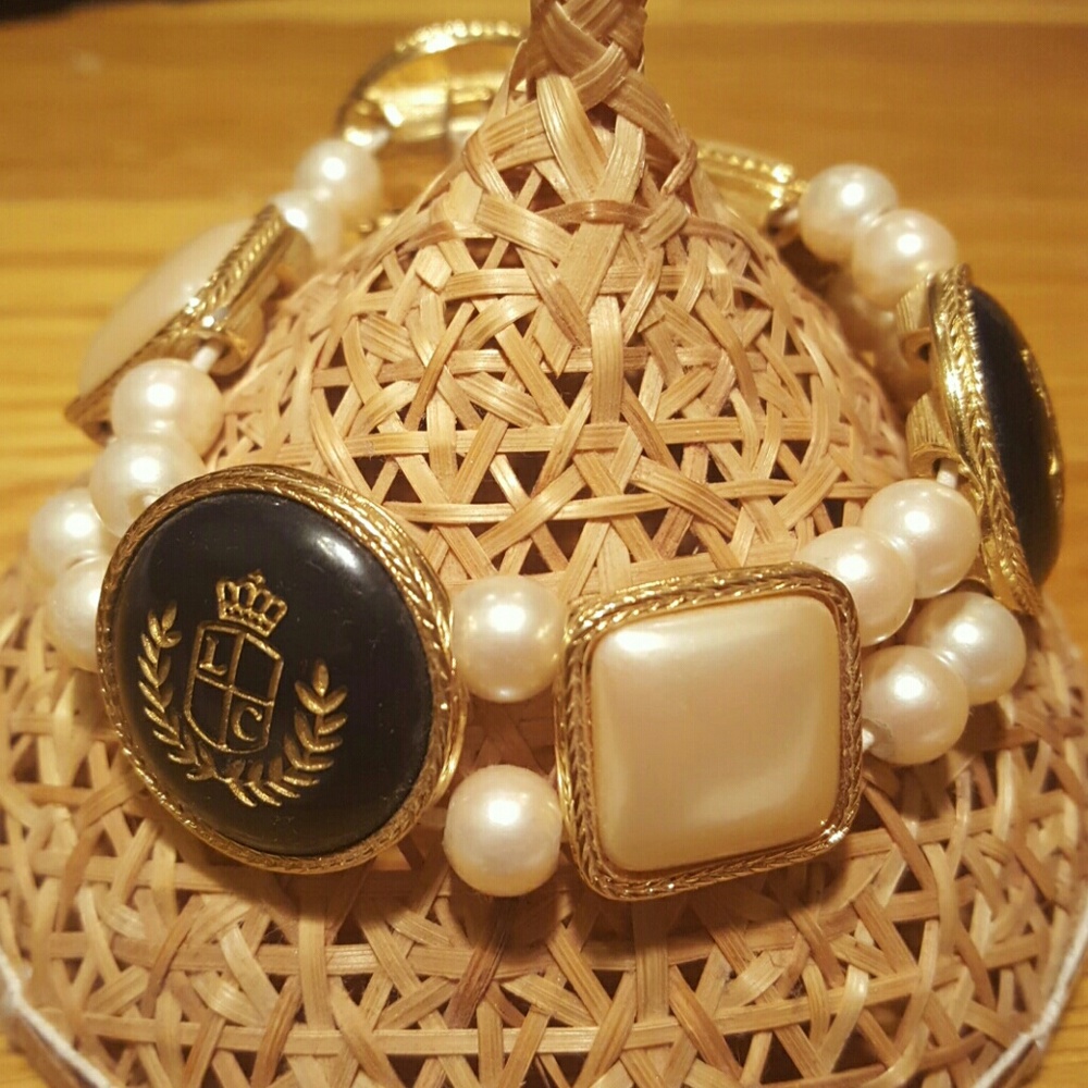 Liz Claiborne bracelet * free with $130 purchase*