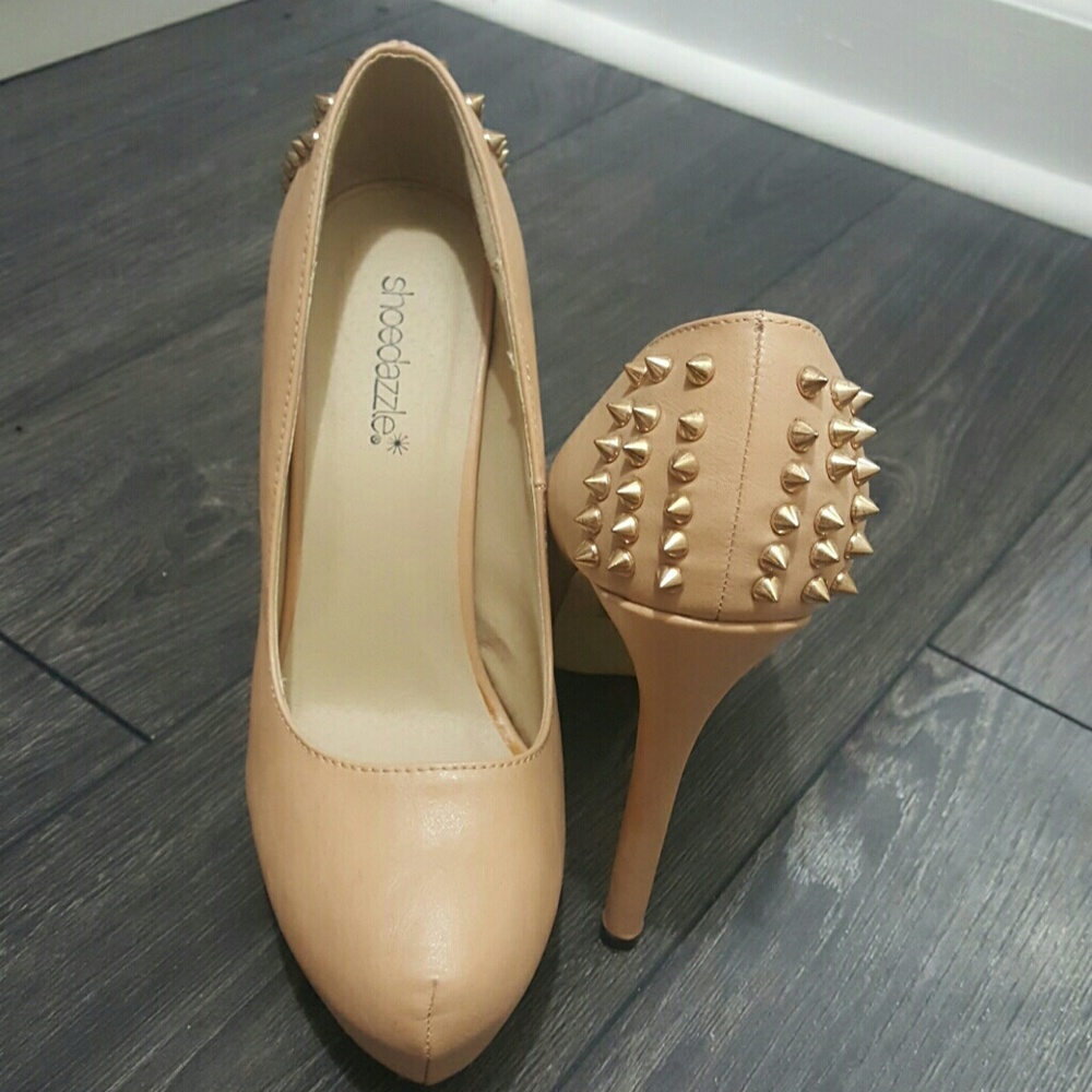 Spikes
