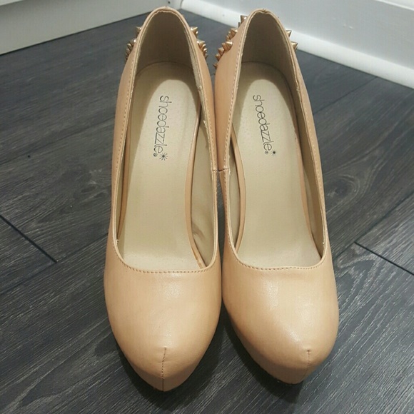 Spikes - Picture 2 of 3