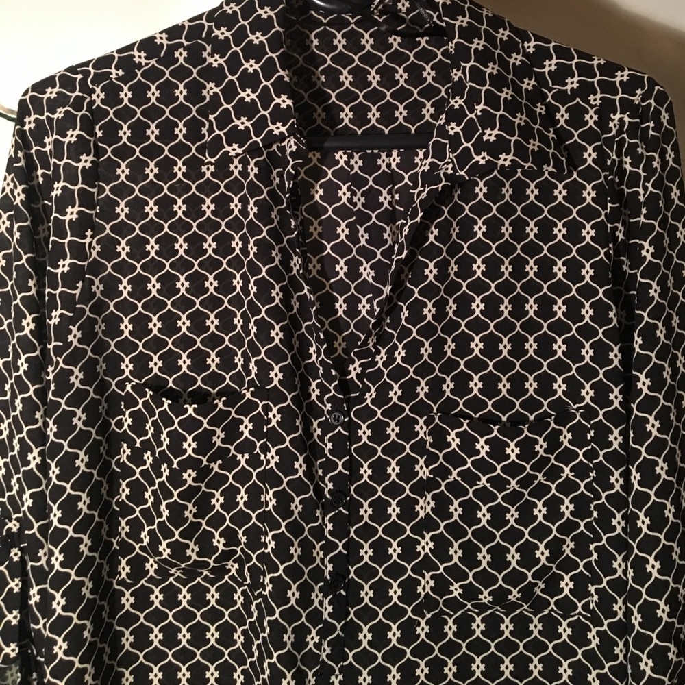Black Pattern Tunic - Picture 2 of 2