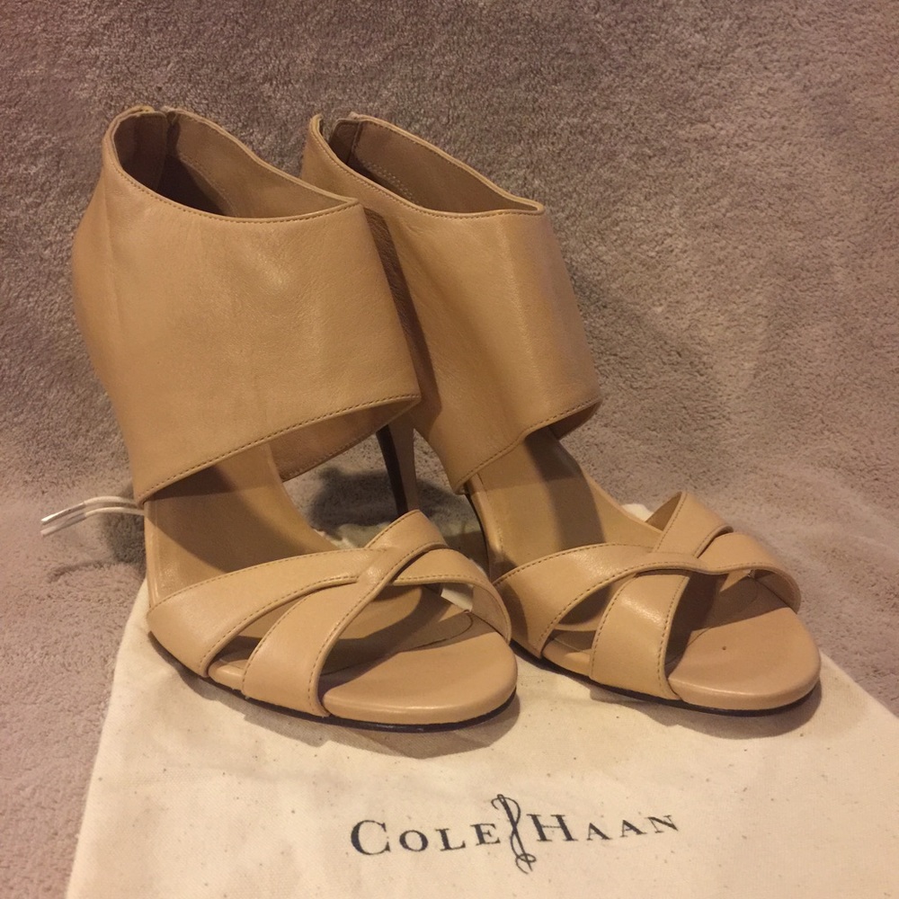 Cole Haan Tan Leather Zip Back Heels