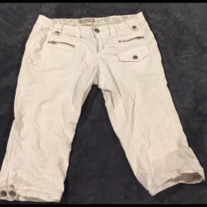 Women's Junior size 13 Arizona capris