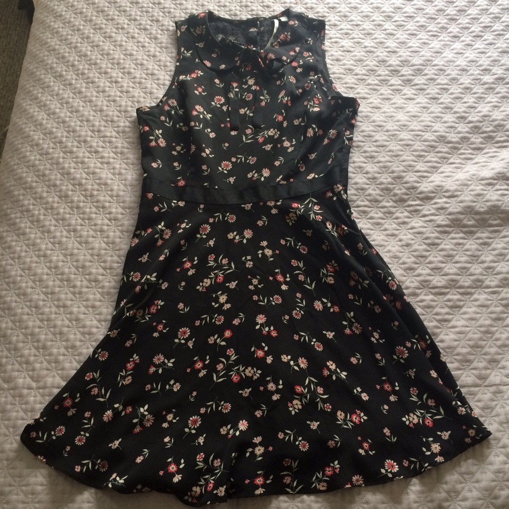 LC Lauren Conrad Dress