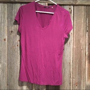 🚨DONATING 4/25🚨 Tahari Tee