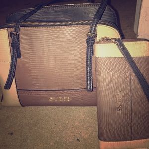 Used Guess purse with Matching Wallet!!