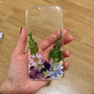 iPhone 7 pressed flowers case