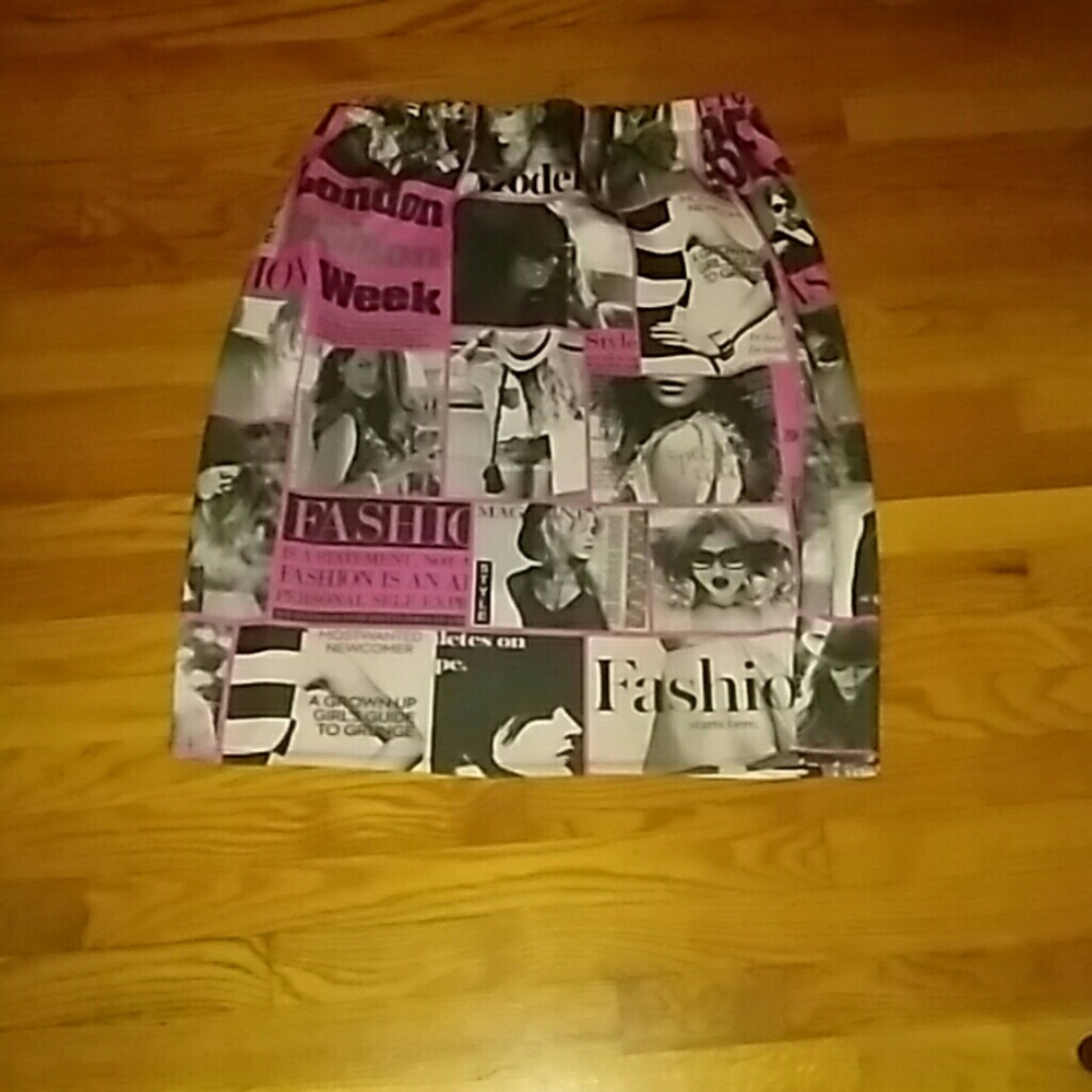 Magazine skirt