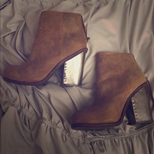 Jeffrey Campbell ankle boots size 9.5