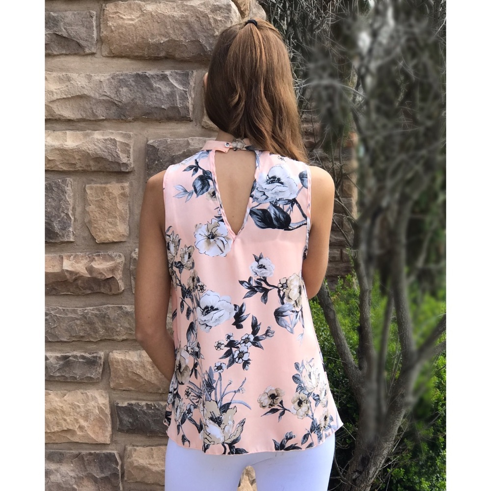 🌸Floral Choker Blouse - Picture 3 of 3