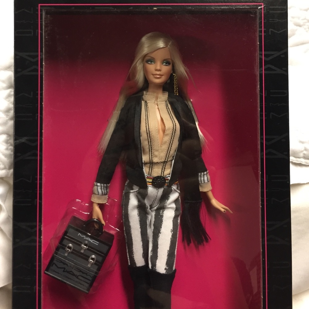 limited edition MAC barbie!!!