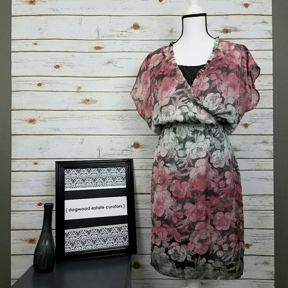 {The Limited} Floral Print Dress Size Large