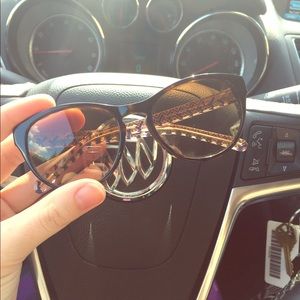 SOLD Tory Burch Cat Eye Sunglasses