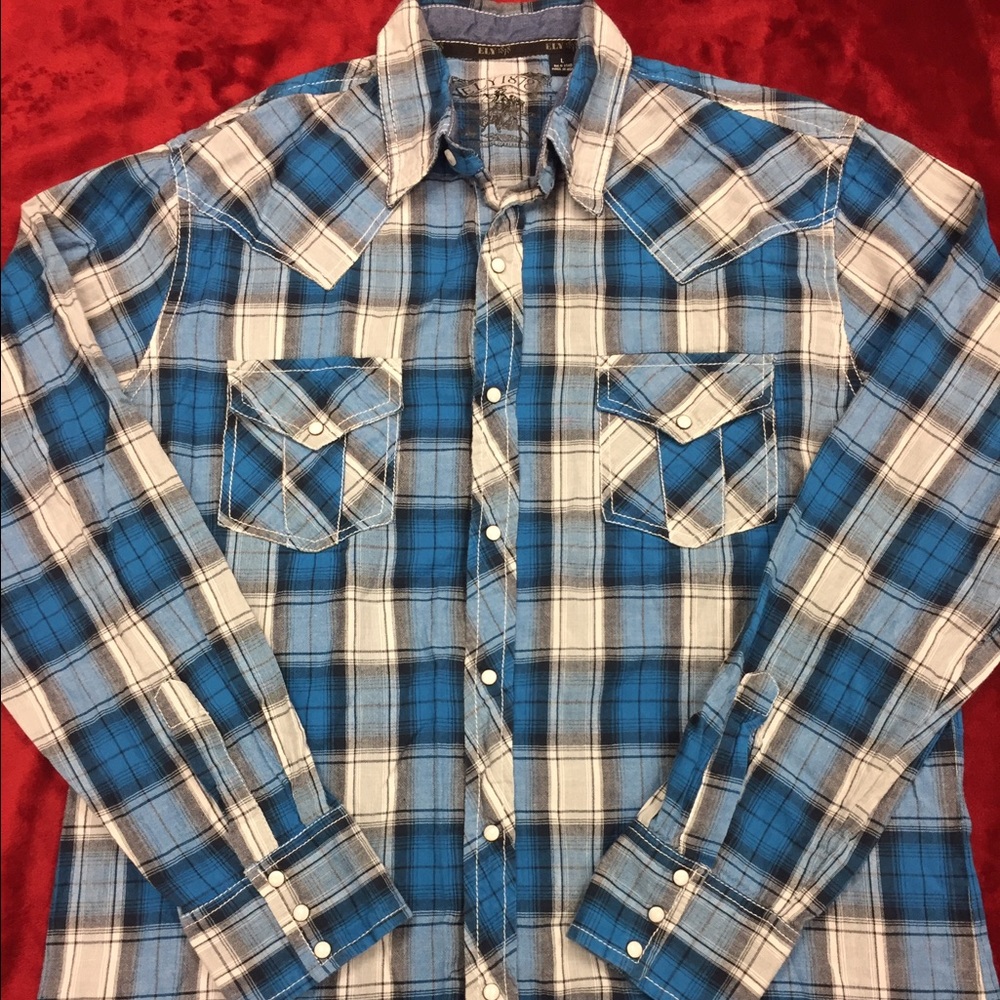 EUC Men's Ely pearl snap down shirt