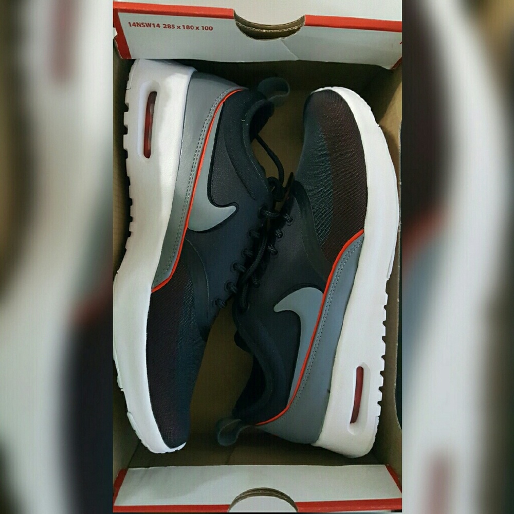 Nike