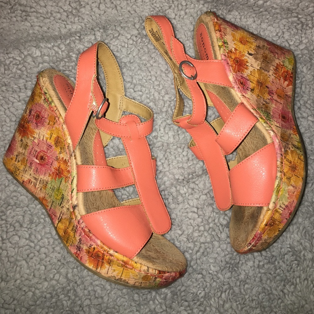 Coral wedges