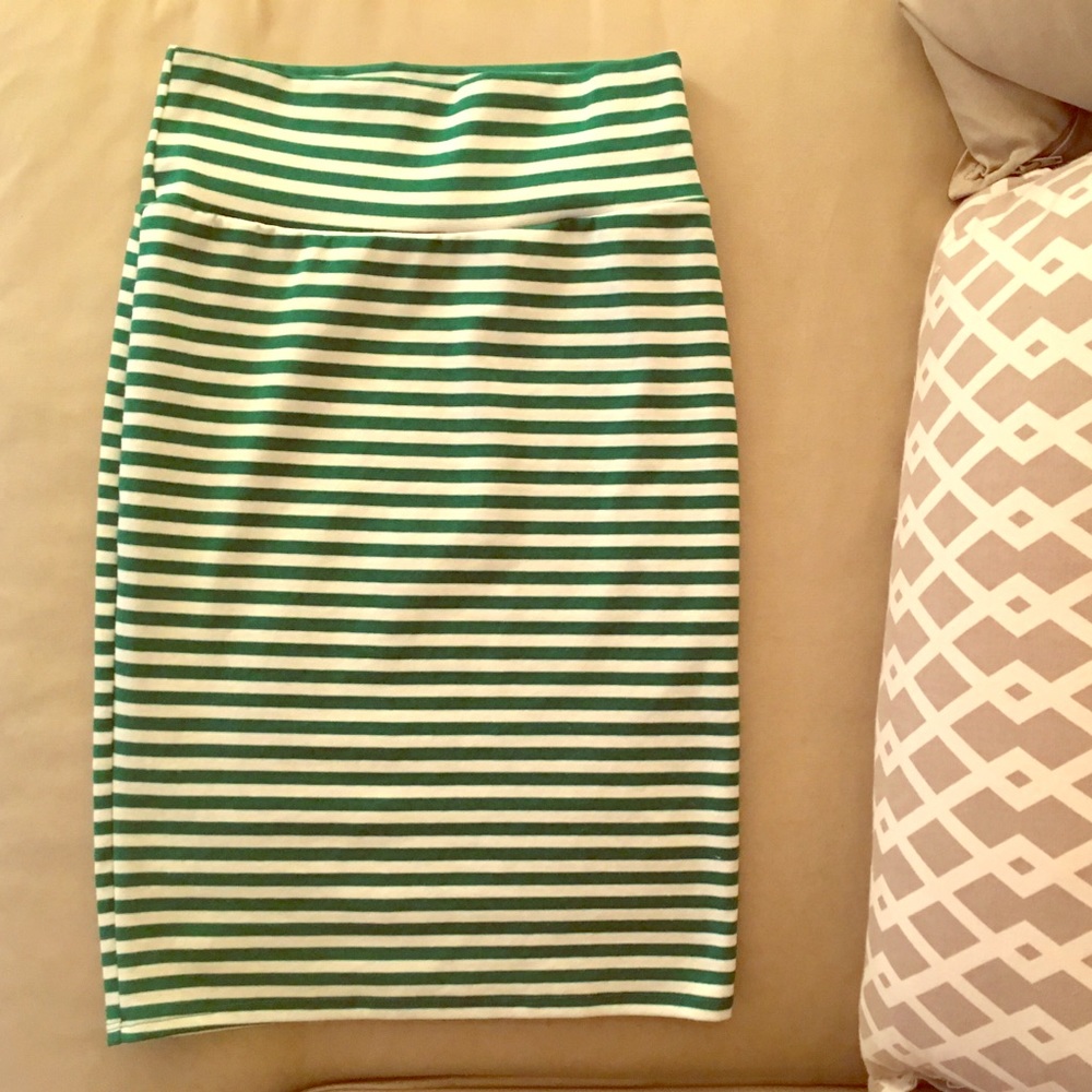 Lularoe Cassie Skirt