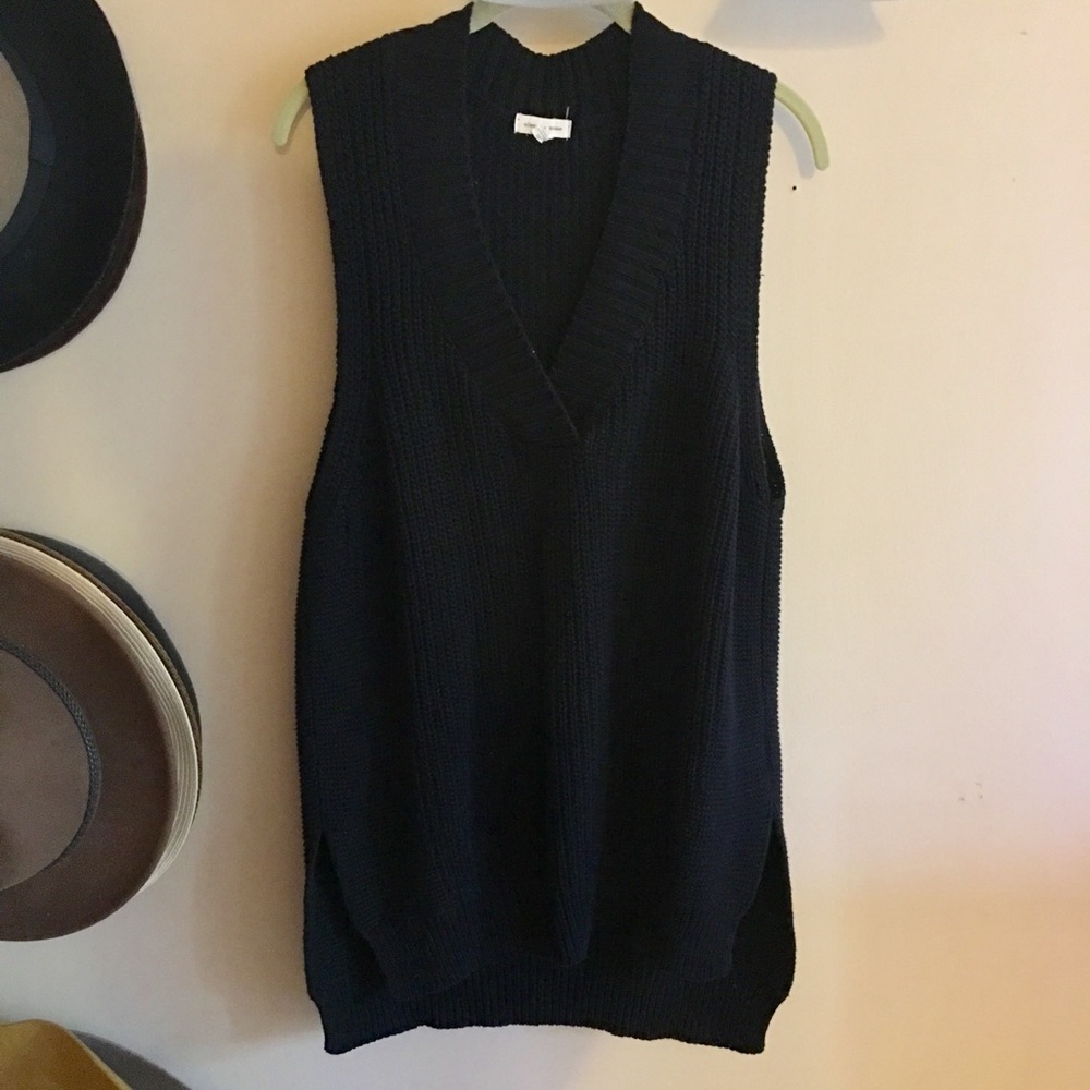 Black Extra Long Chunky Sweater Vest