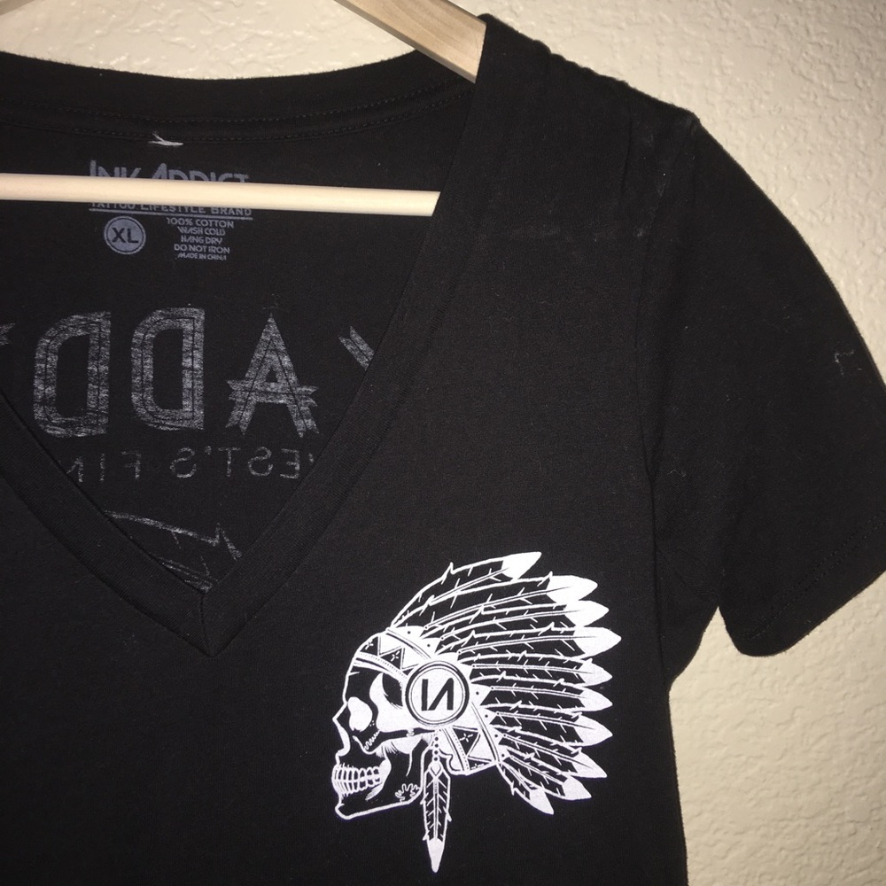 INK Addict V Neck