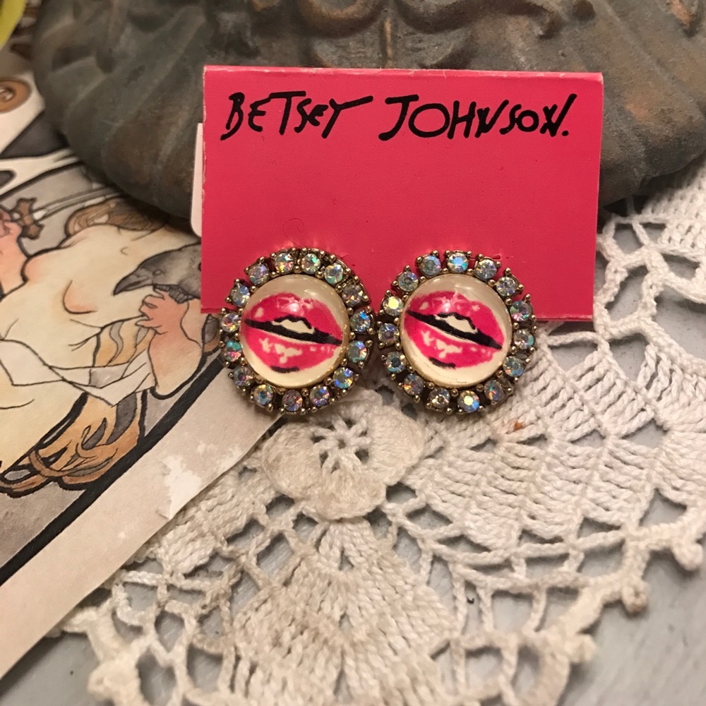 Betsey Johnson pop art earrings