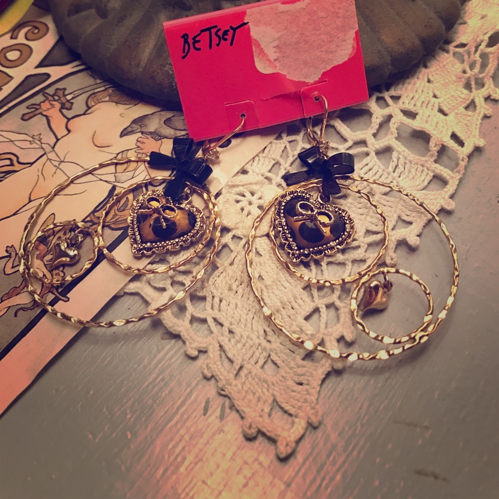 Betsey Johnson earrings. Fun style