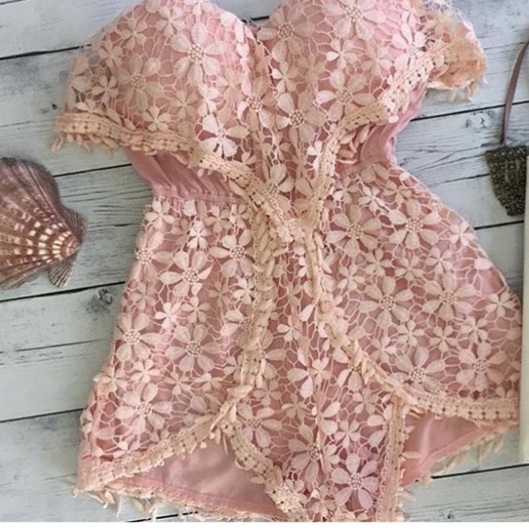 CLEARANCE Pink Floral Bustier Fringe Romper - Picture 7 of 7