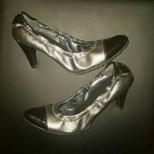 Stuart Weitzman flex heels