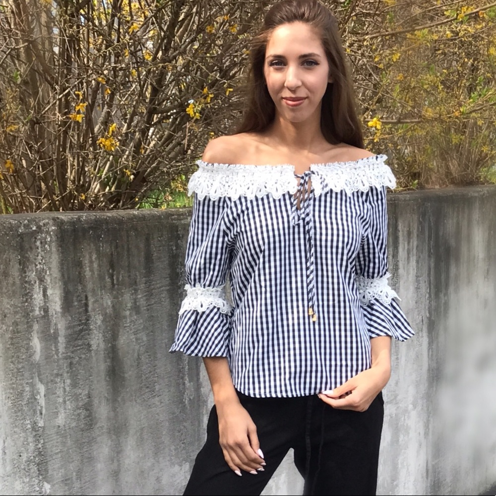 🌸Girly Gingham Blouse - Picture 4 of 5
