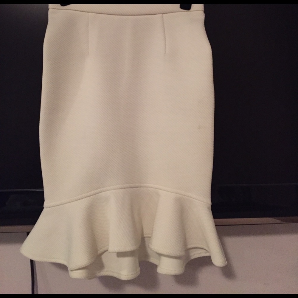 Peplum pencil skirt