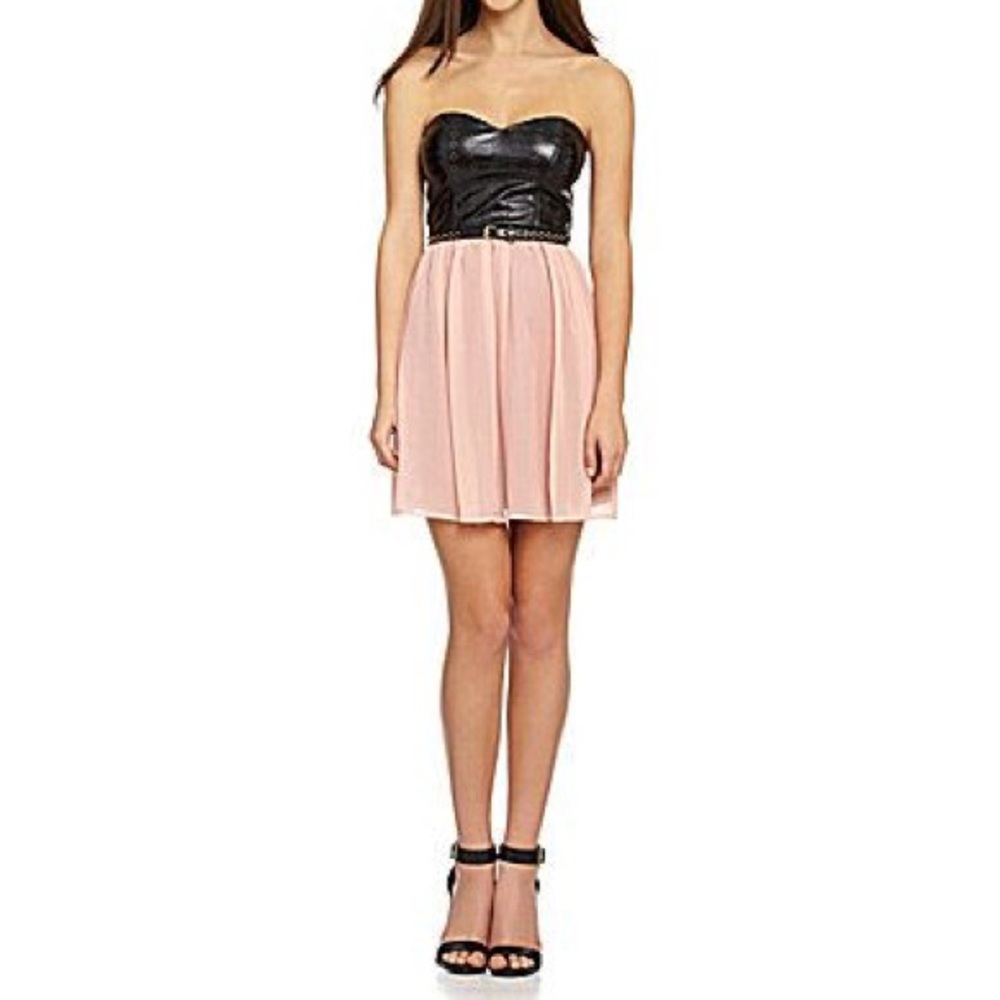 Cute strapless dress