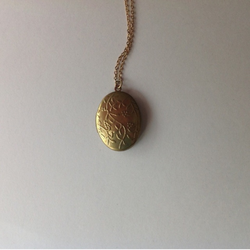 Urban outfitters locket