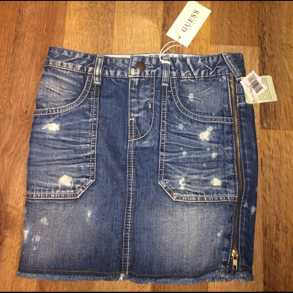 Guess Mini Skirt