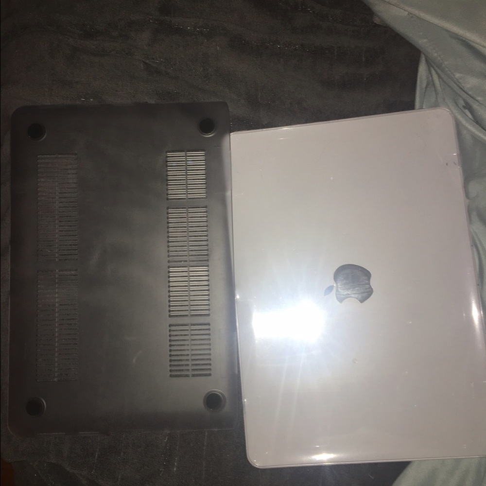 Mac book pro lap top case! Brand new!
