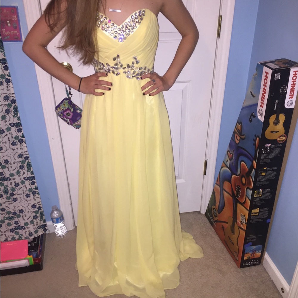 Yellow prom dress