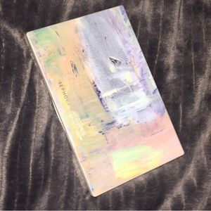 Sephora + Pantone eyeshadow palette