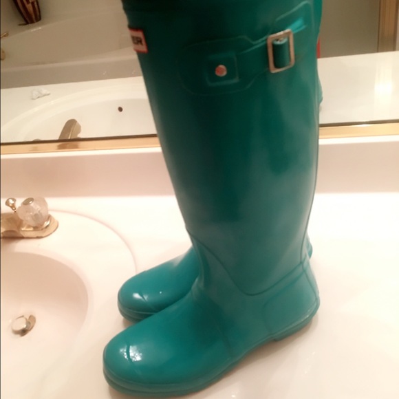 Hunter 😍💄💋 boots - Picture 3 of 8