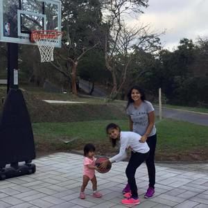 Meet your Posher, Carlos