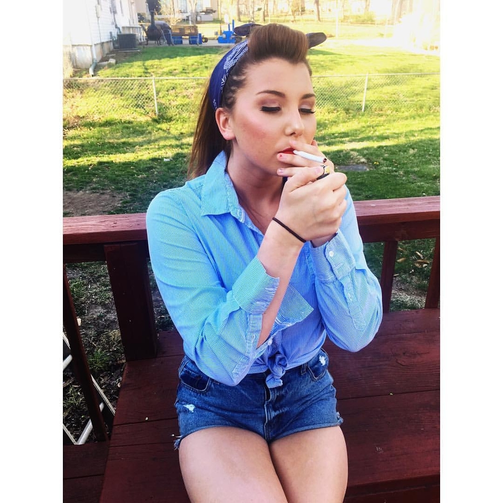 Meet your Posher, Savannah