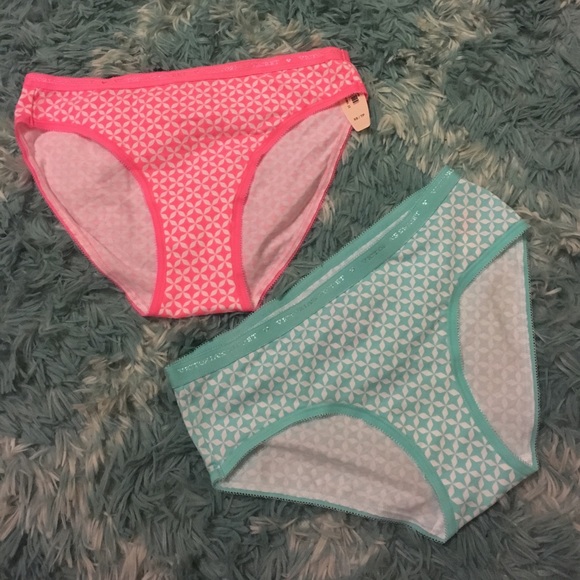 NWT Victoria's Secret panties - Picture 2 of 6