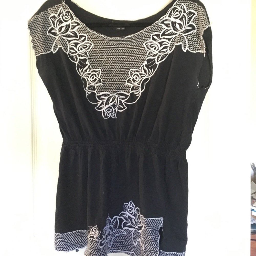 black bcbg tunic