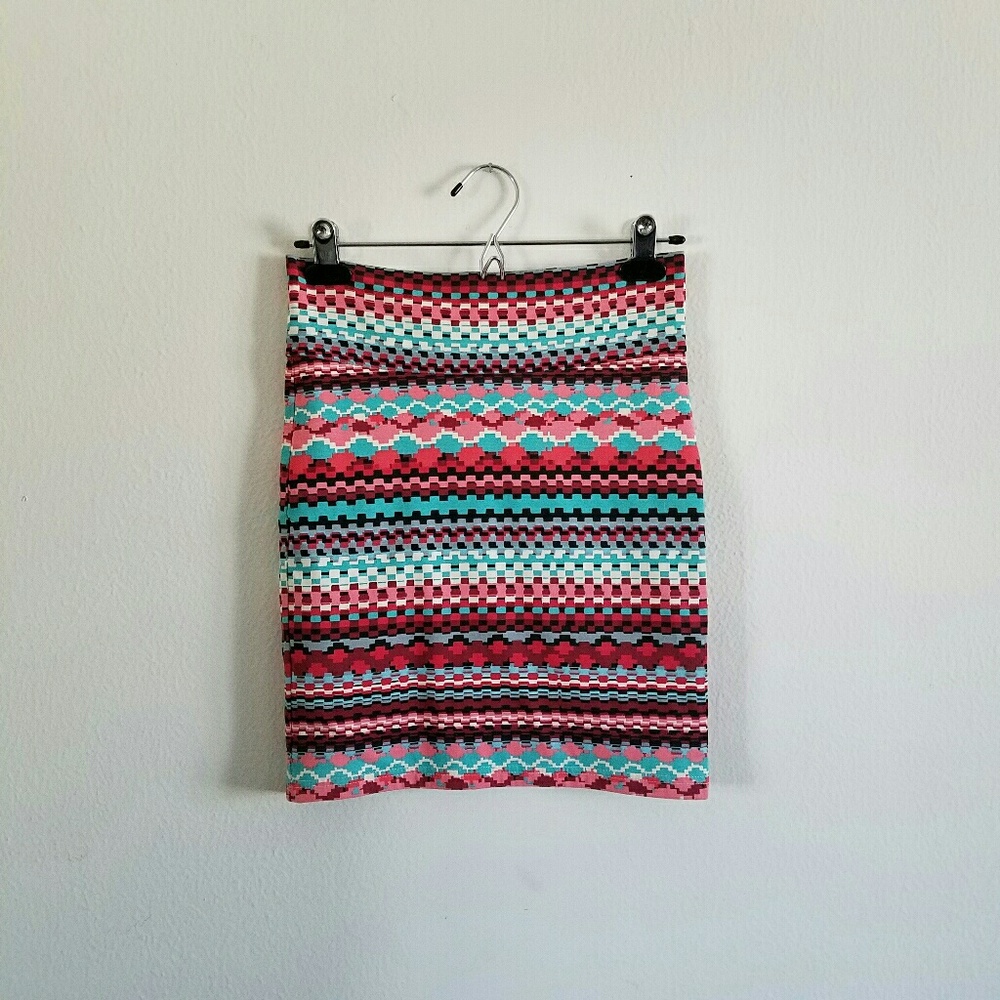 Patterned skirt