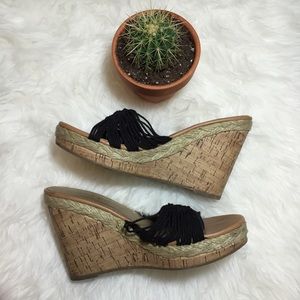 madden girl prevale wedge sneakers